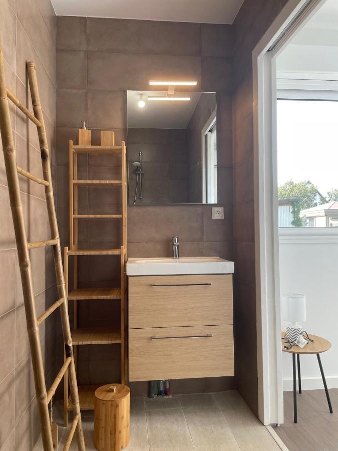 Maison La Capucine Sur Quai De Seine, Wifi, Machine A Laver, Parking Prive Gratuit Vernon  Exterior photo